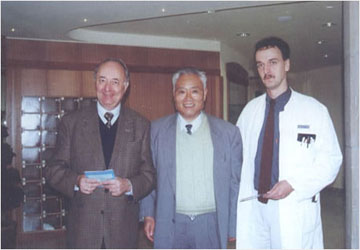 痤瘡酒渣鼻防治專(zhuān)家趙中州與德國學(xué)者學(xué)術(shù)交流